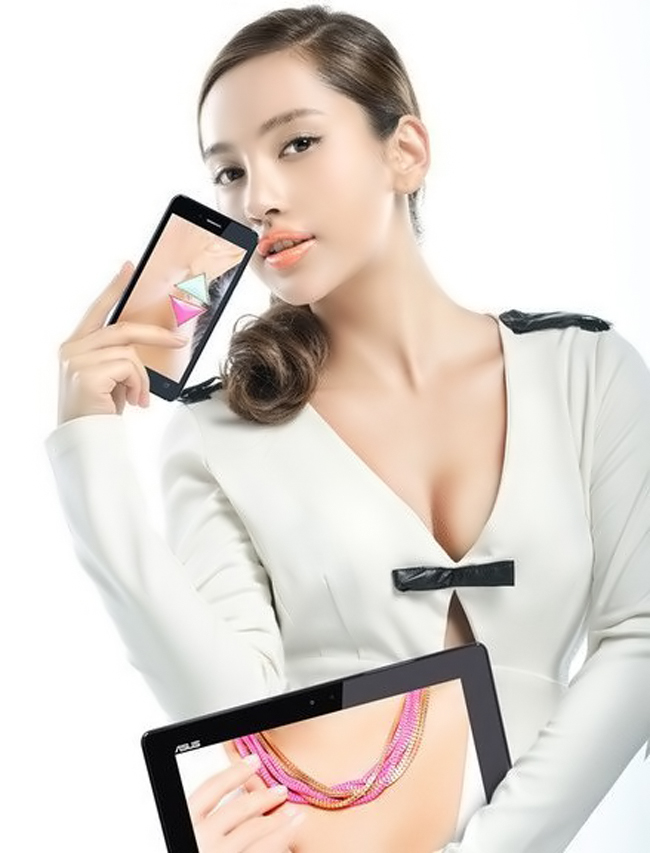 Màn lột đồ siêu nóng bên smartphone
Đắm say cùng mỹ nữ công nghệ
Siêu vòng 1 'tra tấn' Xperia Z
Khoe thân hình bốc lửa cùng bao da tablet
