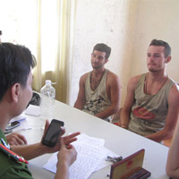 Pháp luật - Khách nước ngoài giáp mặt côn đồ