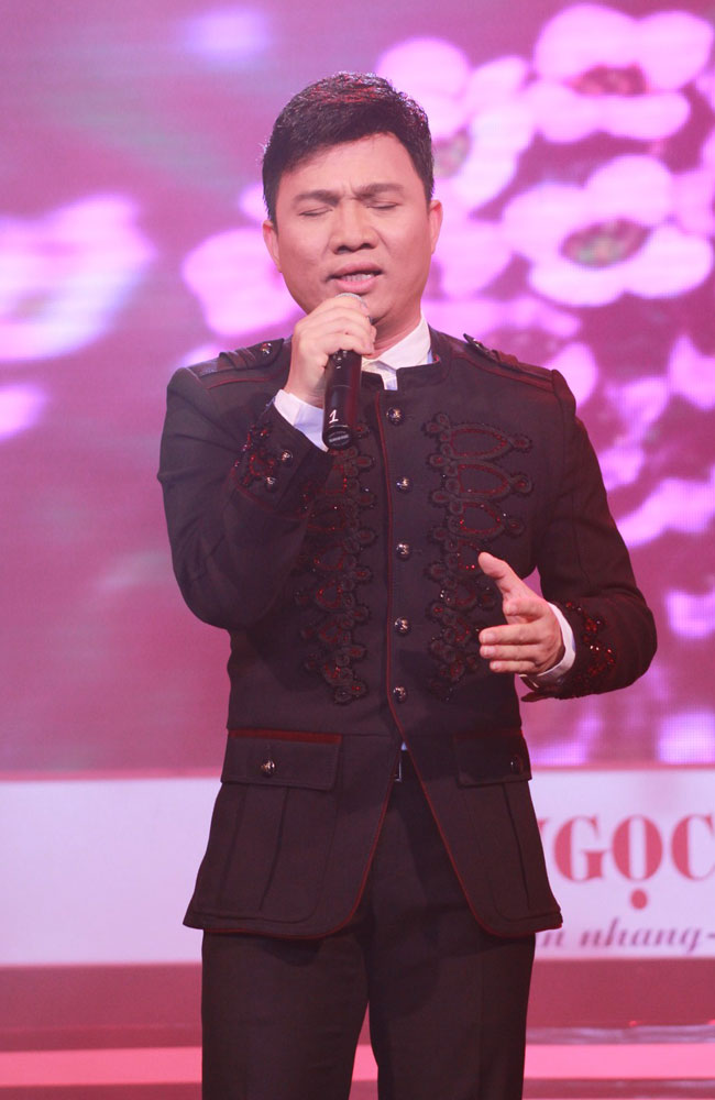 Quang Linh hát một mạch 7 ca khúc Phạm Duy - 1