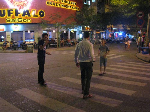 Thế giới của những quý bà khát tình - 2