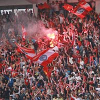 Bóng đá - Hoãn trận Vicem.Hải Phòng-SLNA vì bão