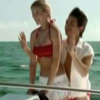 Cười 24h - Top clip hài: "Lái gái" khi lái ca nô