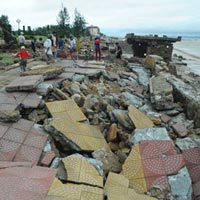 Tin tức trong ngày - Hải Phòng thiệt hại nặng do bão số 2