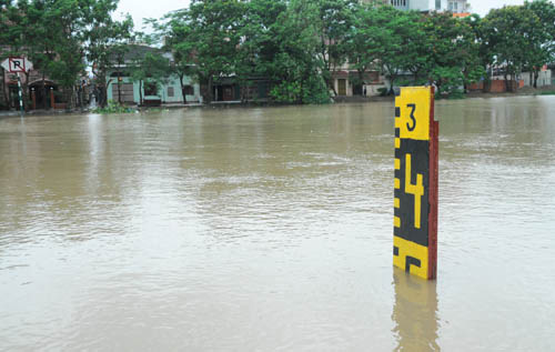 “Nói bão vào sớm 9 tiếng là hiểu nhầm” - 2
