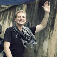 Ca nhạc - MTV - Kyo York lên tiếng về vụ "xuyên tạc" Qua Đèo Ngang