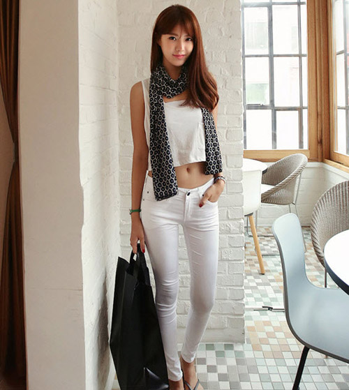 5 cách để sành điệu nhờ áo ba lỗ - 4