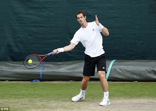 Sharapova thể hiện tài tâng bóng - 9