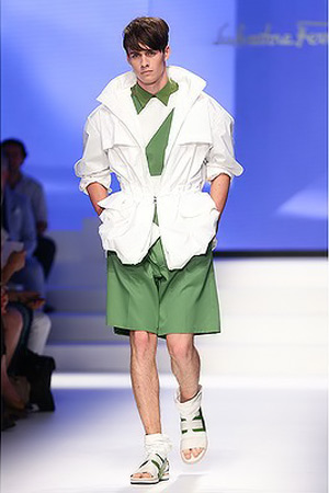 Short ngắn ồ ạt tấn công Milan FW - 12