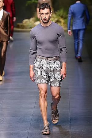 Short ngắn ồ ạt tấn công Milan FW - 20