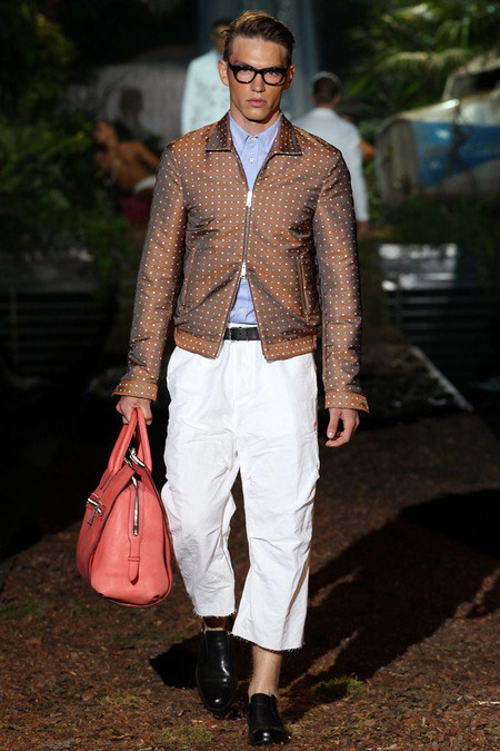 Dean, Dan và câu chuyện viễn tưởng 2014 - 2