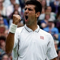 Thể thao - Djokovic thở phào vì qua được vòng 1