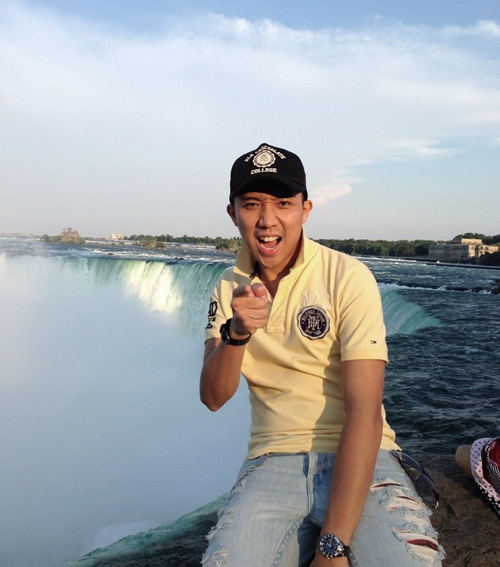 Trấn Thành nhí nhảnh tại Canada - 2
