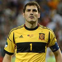 Casillas thừa nhận TBN may mắn