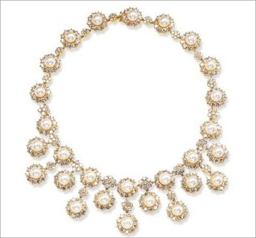 Chọn trang sức theo dáng váy cưới - 16