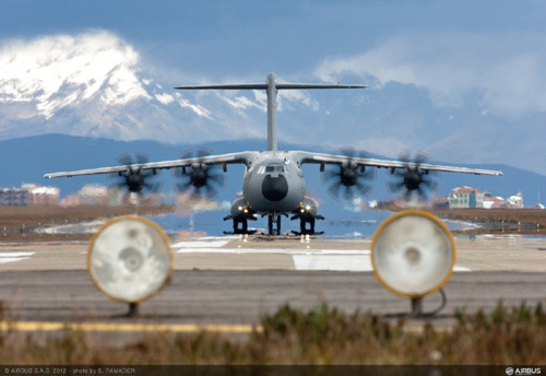 Máy bay A400M: "Quái vật" của quân đội Pháp - 2