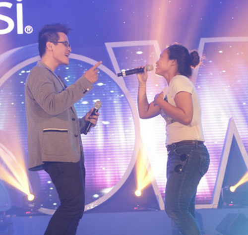 Mỹ Tâm gây bất ngờ với trang phục diễn - 7