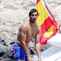 Thể thao - Rời Wimbledon, Nadal đi du hí