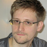 Tin tức trong ngày - Vụ Snowden: Cây gậy và củ cà rốt của Mỹ