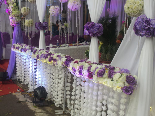 Công chúng vây kín đám hỏi Tuấn Hưng - 10