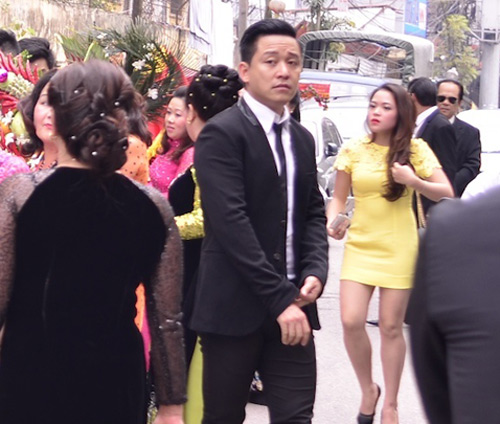 Công chúng vây kín đám hỏi Tuấn Hưng - 20