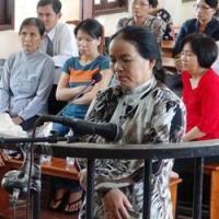 Pháp luật - Vỡ nợ 21 tỷ, vợ nguyên Viện trưởng VKSND hầu tòa