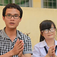 Bạn trẻ - Cuộc sống - Thầy giáo hát để học trò không nhàm chán