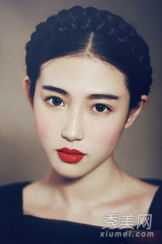 Fan vỡ mộng vì mặt mộc của mỹ nữ Trung Quốc - 1