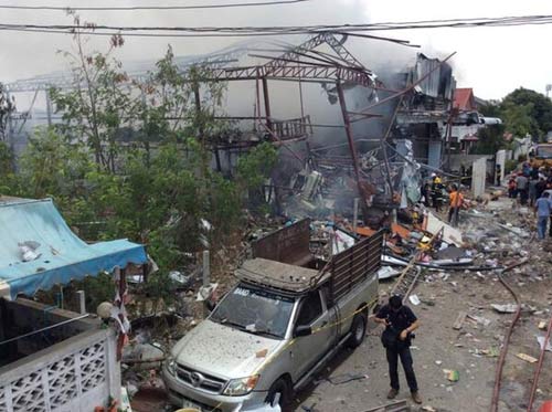 Nổ bom ở Bangkok, 7 người thiệt mạng - 1
