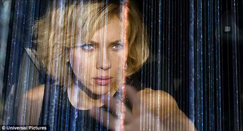 Scarlett Johansson đánh võ nghẹt thở phim mới - 8