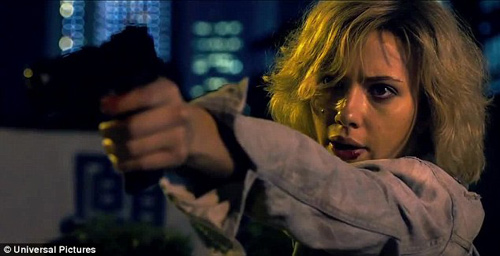 Scarlett Johansson đánh võ nghẹt thở phim mới - 1