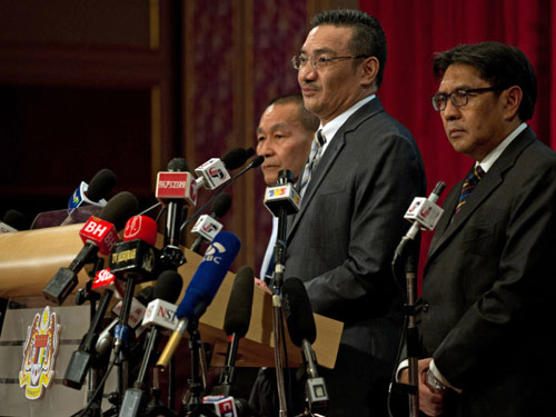 Tìm kiếm MH370: Malaysia ngày càng bực bội với TQ - 1