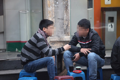 Thi thuê: “Hợp đồng” và mánh khóe - 2