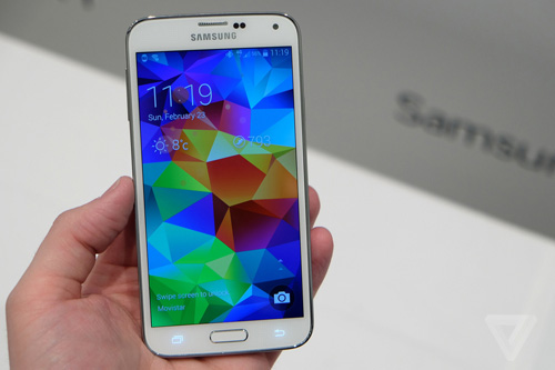 Samsung Galaxy S5 dùng chip Snapdragon 805 xuất hiện - 1