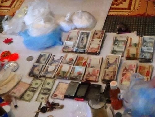 Phá đường dây ma túy xuyên quốc gia, thu 27 bánh heroin - 2