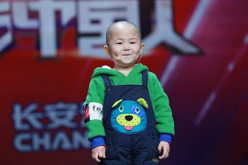 Tranh cãi về cậu bé 3 tuổi gây sốt Amazing Chinese - 1