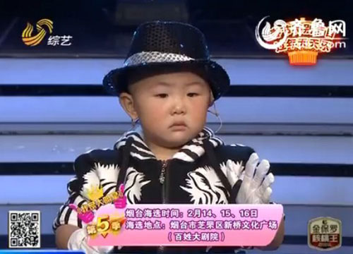 Tranh cãi về cậu bé 3 tuổi gây sốt Amazing Chinese - 2