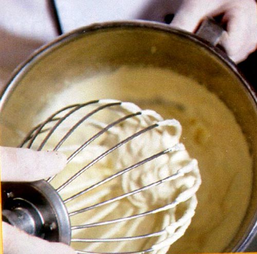 Ngon mê ly Yoghurt xoài và mứt mâm xôi rừng - 2