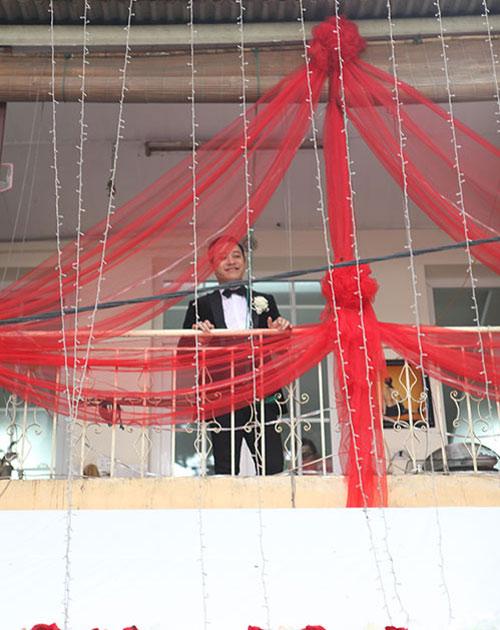 Xúc động nghe Tuấn Hưng hát tặng vợ trong lễ cưới - 14