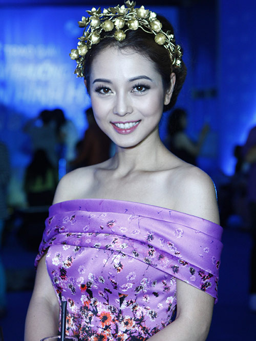 Angela Phương Trinh kém sắc dàn mỹ nhân sexy - 10