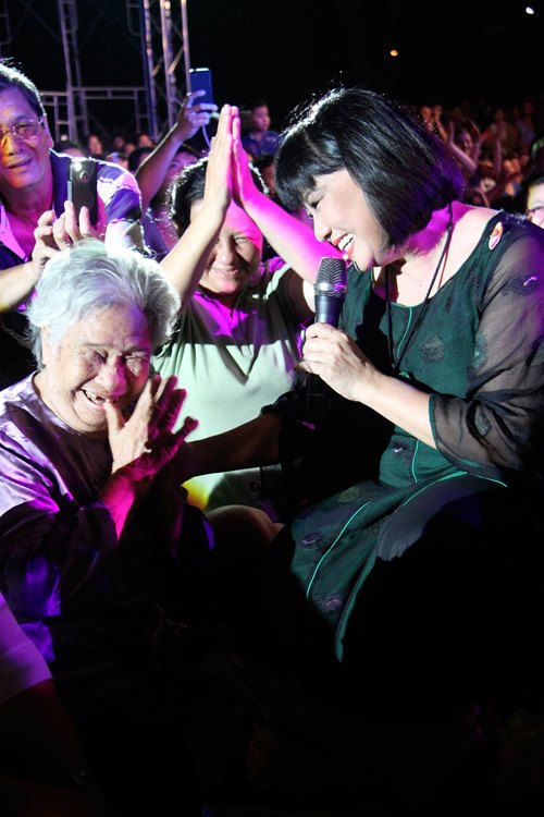 Ngồi bệt nghe 4 thế hệ nghệ sĩ hát nhạc Trịnh - 4