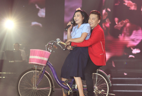 Phương Thanh "hồi teen" quyến rũ Lam Trường - 2