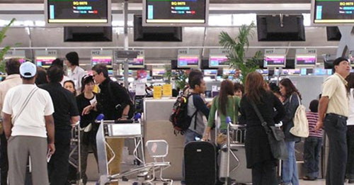 Những bí quyết tiết kiệm khi du lịch bằng máy bay - 3