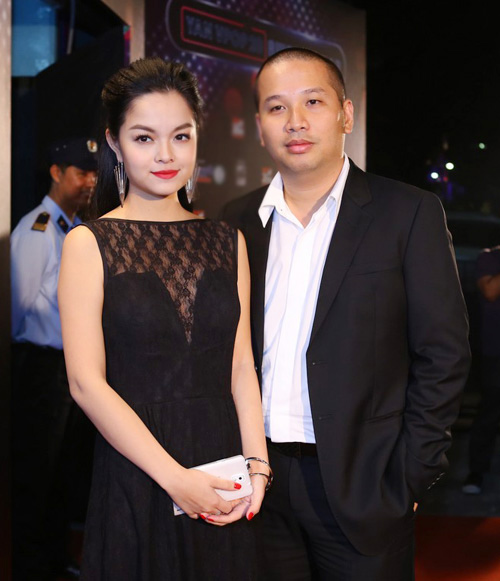 Phạm Quỳnh Anh mặc kín bưng vẫn gợi cảm hút hồn - 10