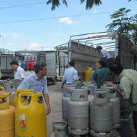 Thị trường - Tiêu dùng - Xử lý gas lậu: Bắt cóc bỏ dĩa
