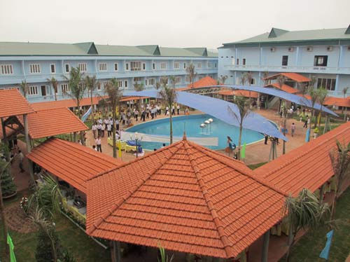 Công an kết luận vụ đu quay rơi, 6 HS nhập viện - 2