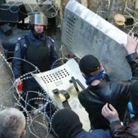 Tin tức trong ngày - Lính Nga bắn chết sĩ quan Ukraine ở Crimea