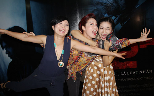 Phương Thanh quậy hết cỡ bên đàn em - 2