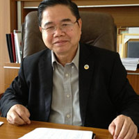 Giáo dục - du học - "Tiến sĩ, thạc sĩ nhiều, nhưng... không mạnh"