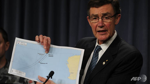 Tìm MH370: Chuẩn bị dùng tàu ngầm quét đáy biển - 1