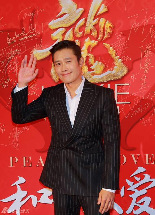 Dàn sao “khủng” mừng sinh nhật Thành Long - 9